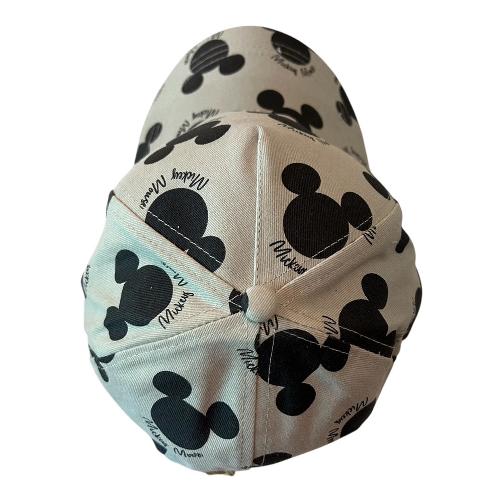 Disney Mickey Mouse Cap Unisex Baseball hat with Mickey Mouse prints NEW